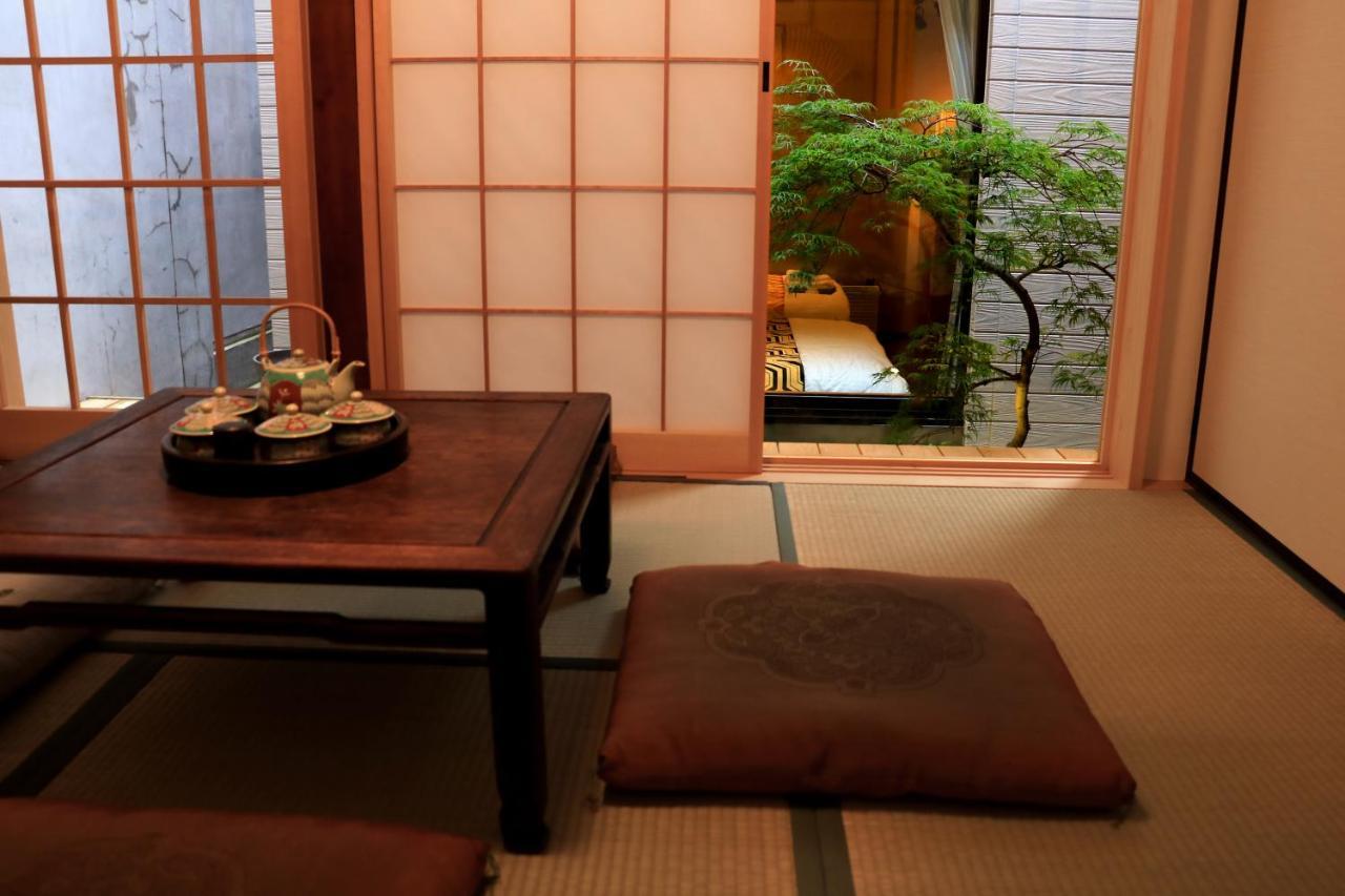 Hotel Traveling Bridge Nijojo Kyoto Dış mekan fotoğraf