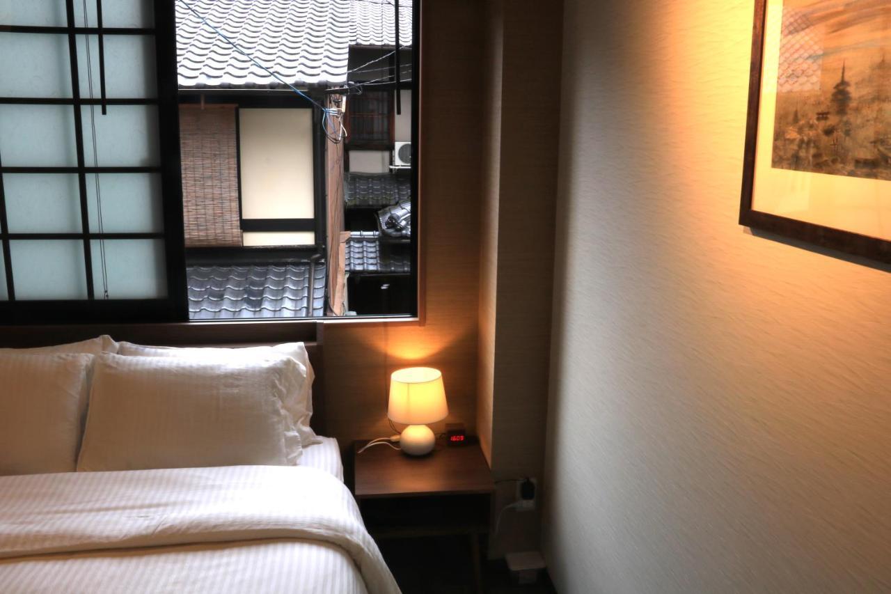 Hotel Traveling Bridge Nijojo Kyoto Dış mekan fotoğraf